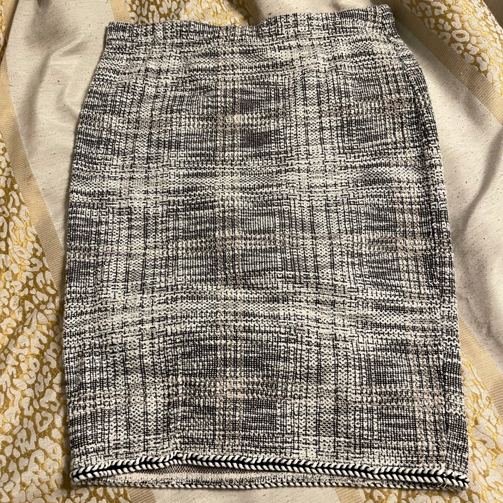 Max Studio Pencil Skirt Elastic Waist